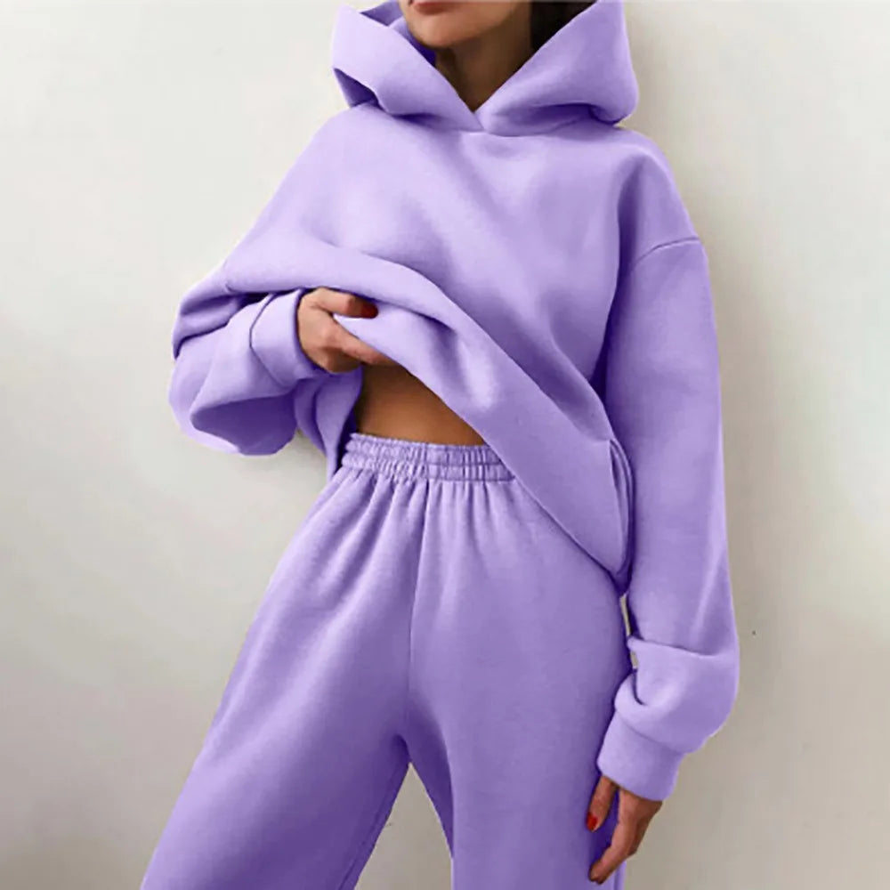 Ensemble d’entraînement hiver – Pantalon molletonné et hoodie uni