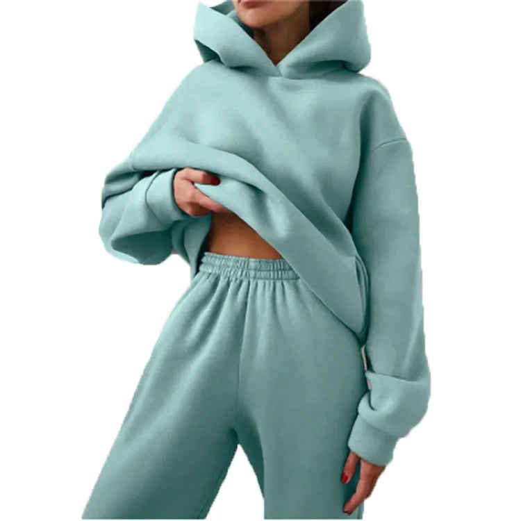 Ensemble d’entraînement hiver – Pantalon molletonné et hoodie uni