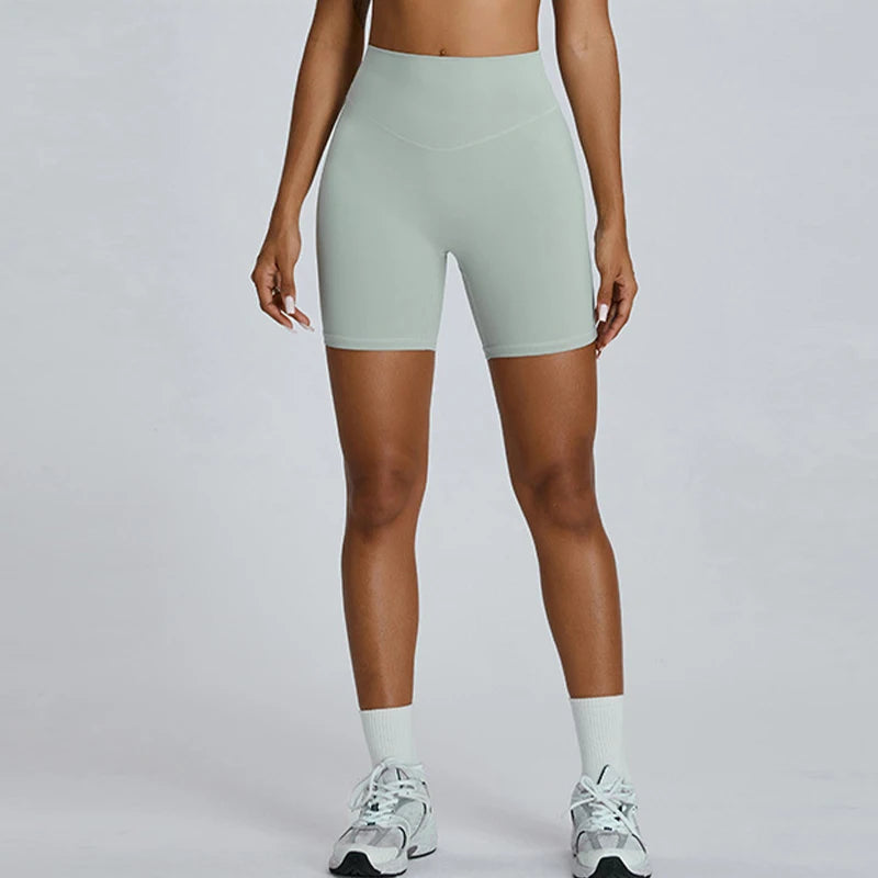 Short sport taille haute