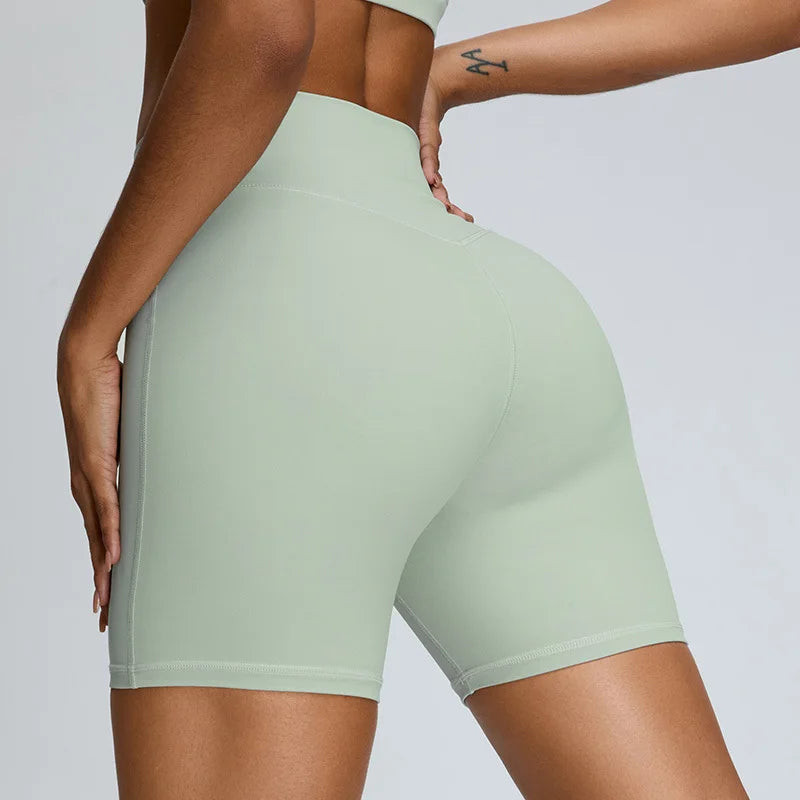 Short sport taille haute